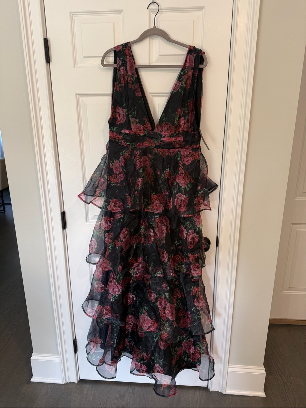 Lulus Black Floral Ruffle V-Neck Dress (NWT) - Picture 4 of 10